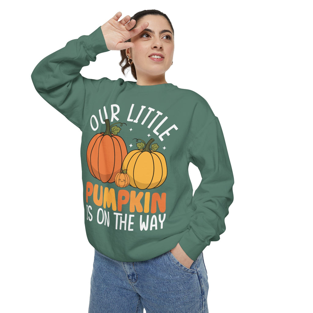 Pumpkin Pregnancy Announcement Sweatshirt, Cozy Fall Apparel, Expecting Parents Gift, Halloween Family Outfit, Thanksgiving Celebration Wear